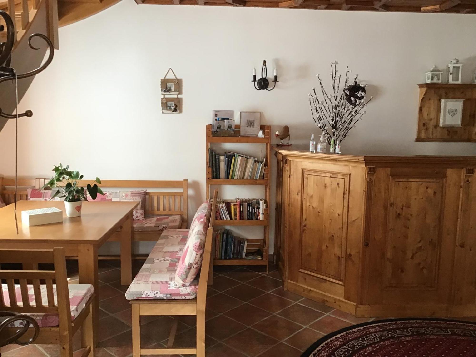 Pension Cortina Pec pod Snezkou Bagian luar foto