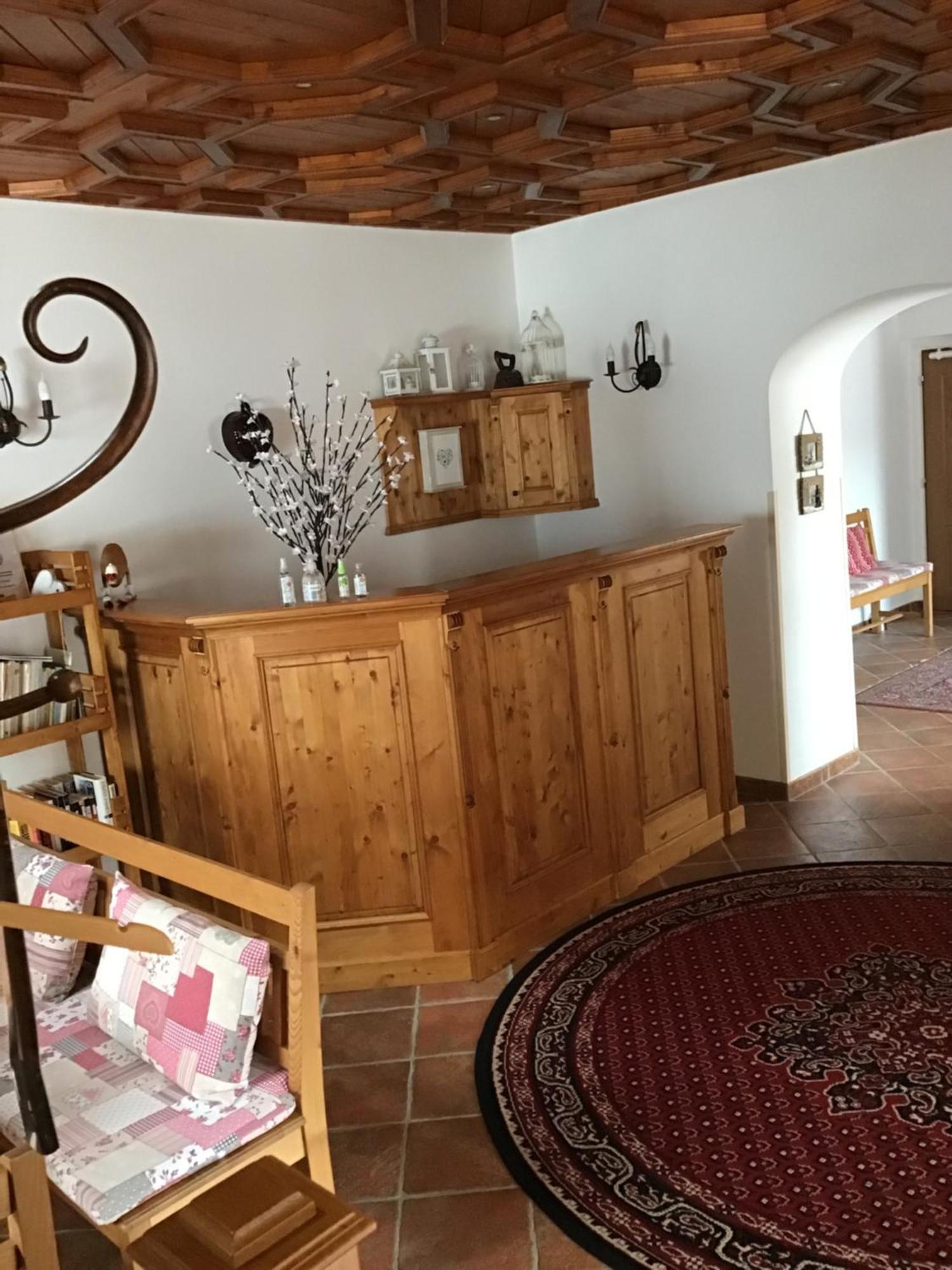 Pension Cortina Pec pod Snezkou Bagian luar foto