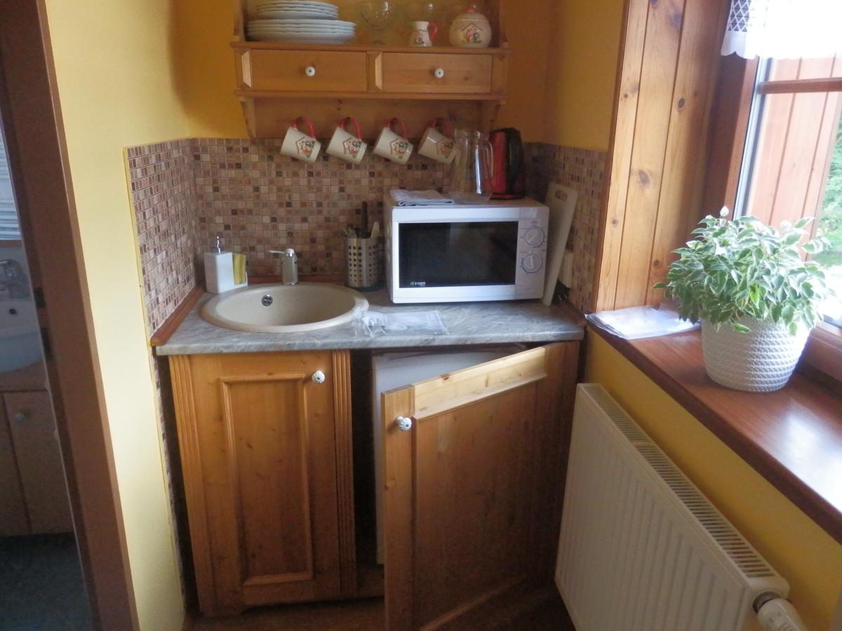 Pension Cortina Pec pod Snezkou Bagian luar foto